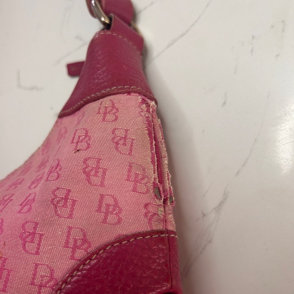 Dooney & Bourke Vintage Pink Canvas/ Leather Signature Hobo Shoulder Bag- REHAB - Picture 4 of 16